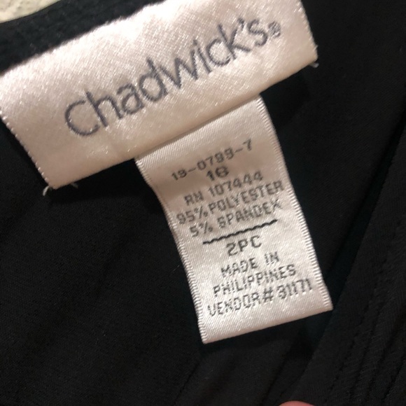 ✨ Chadwicks black dress tee - Picture 3 of 4